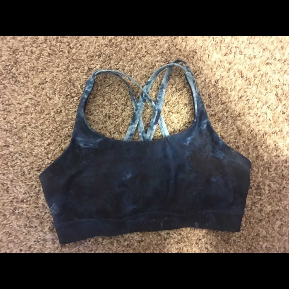 Lululemon Energy Sports Bra (Size 6)