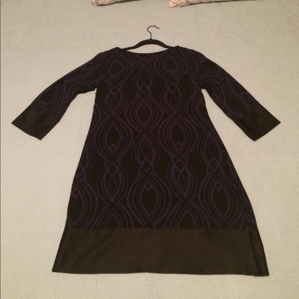 Black and plum printed 3/4 sleeve mini dress