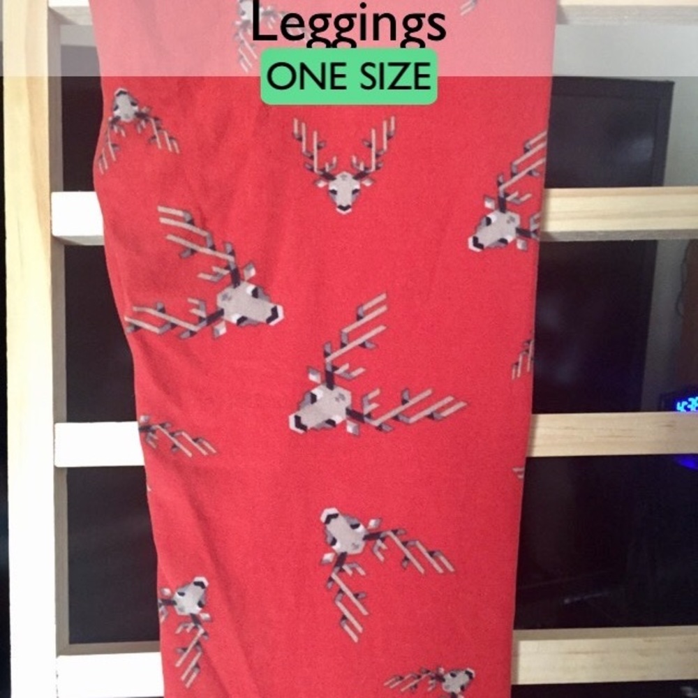 LuLaRoe OS EUC Christmas leggings. HTF Reindeers.
