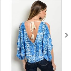 Blue/Ivory print blouse