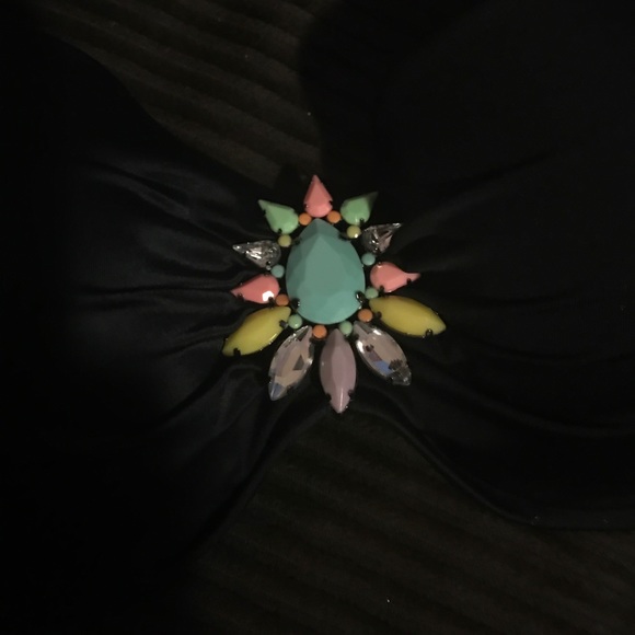 Victoria’s Secret Bikini Suit with Broach - Picture 2 of 4