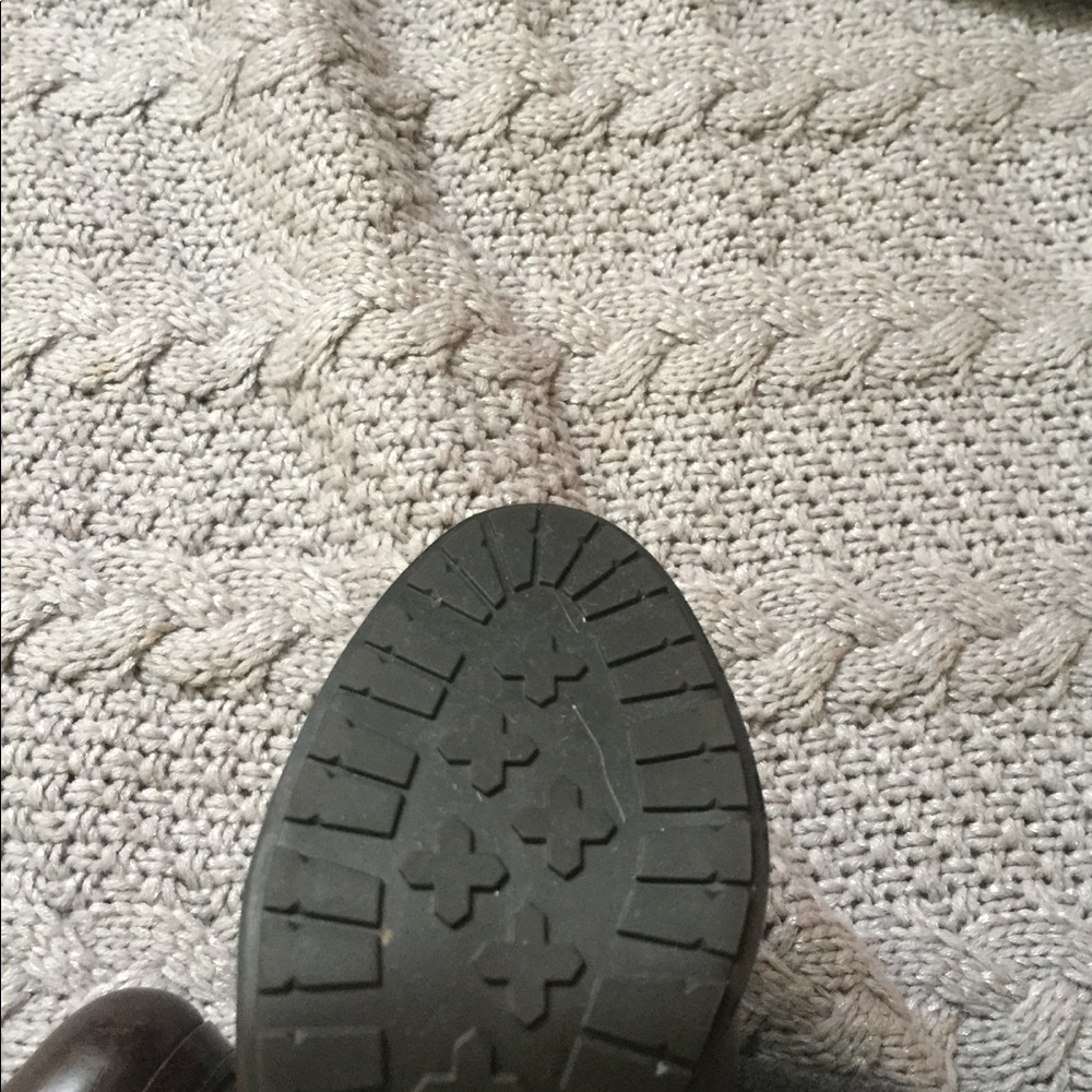 Grey and brown boots, never been worn. - Picture 4 of 5
