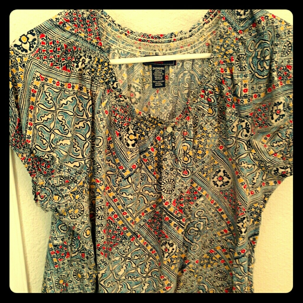Cute peasant style top