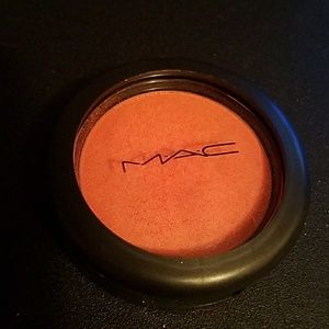 Mac blush