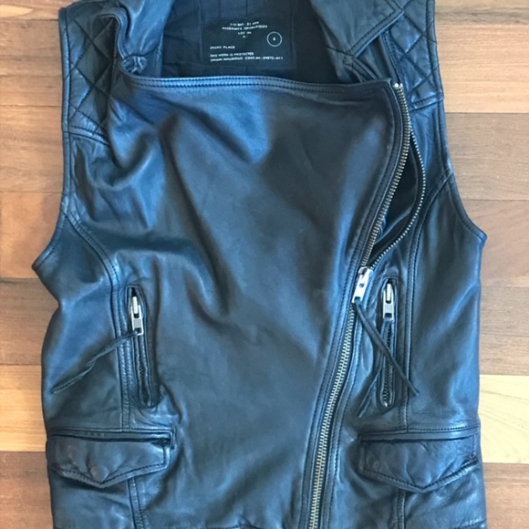 AllSaints Jackets & Blazers - AllSaints Black Leather Multi pocket/Zip Vest UK 8