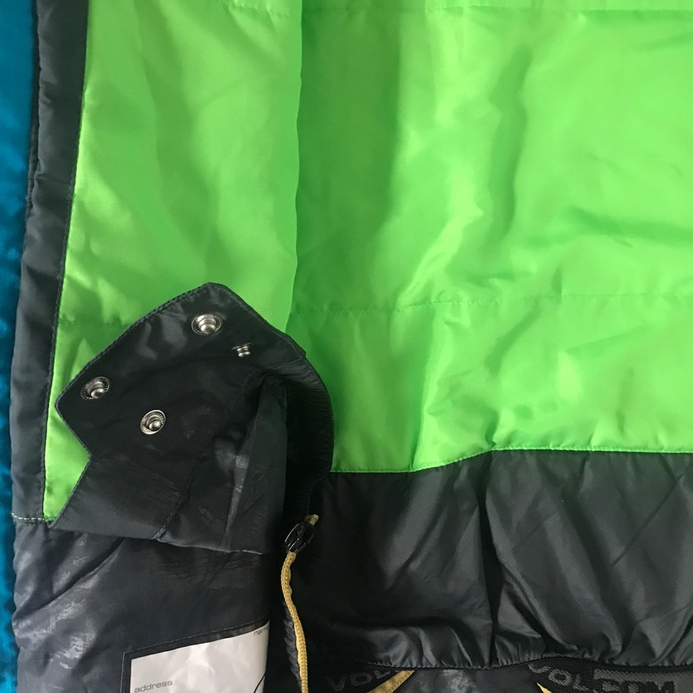 Volcom ski jacket - Picture 3 of 5