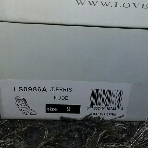 Brand new nude open toe lace up wedge never worn - Picture 3 of 4