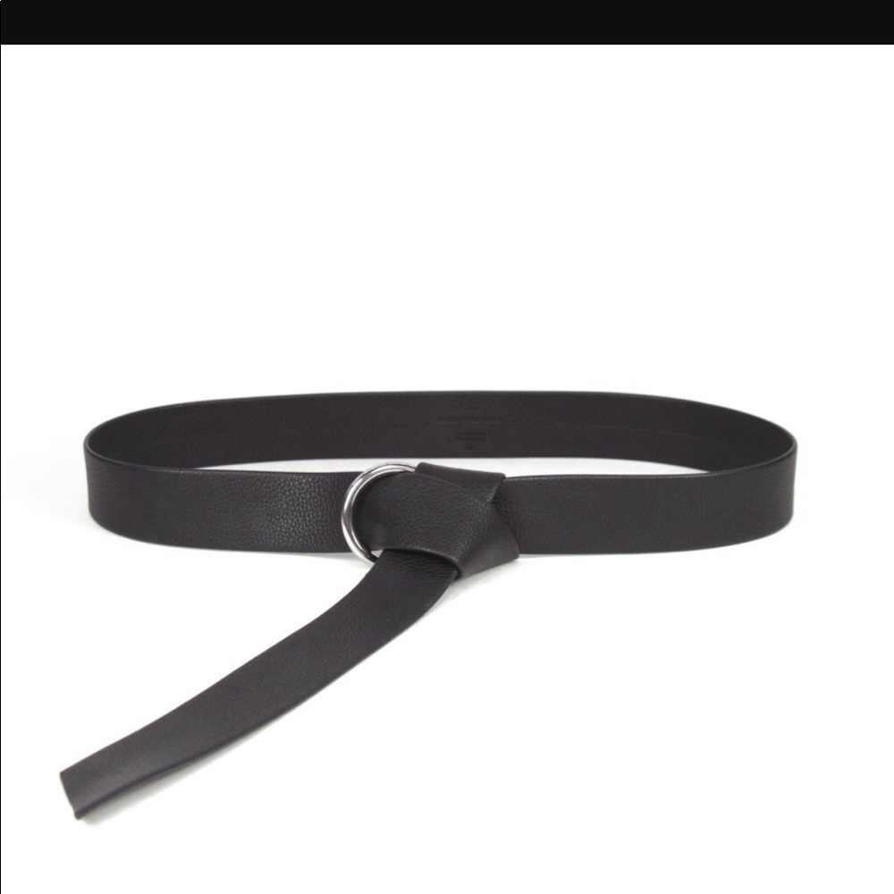 FLASH SALE!!! Mia B-low the belt in black