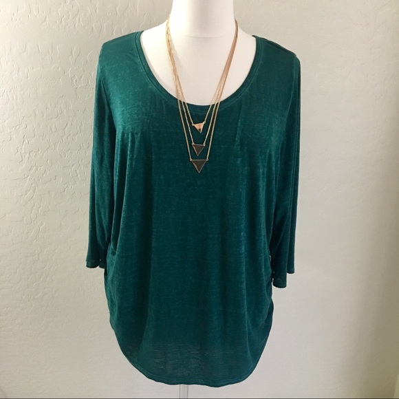 Lane Bryant Tops - LANE BRYANT PLUS SIZE 26/28 GREEN LONG SLEEVE