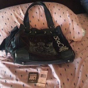 Black Velour Juicy Couture purse💕 Black Velour Juicy Couture purse💕