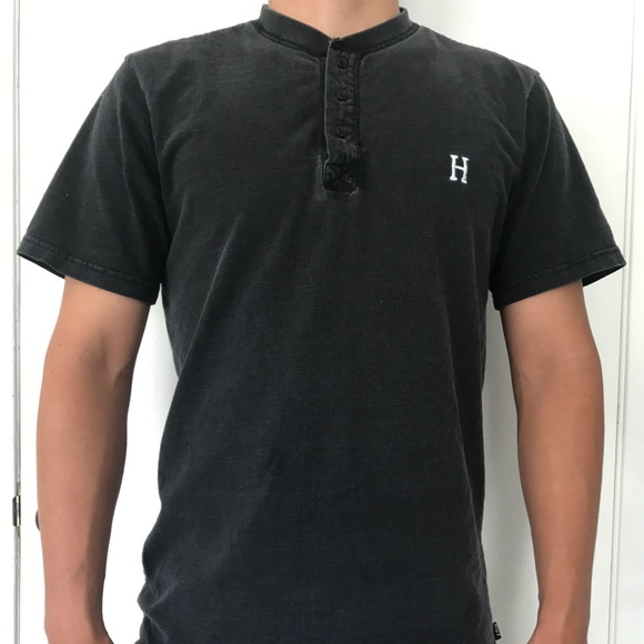 3 Button HUF T-Shirt - Picture 1 of 1