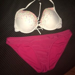 Victoria’s Secret Bikini Top
