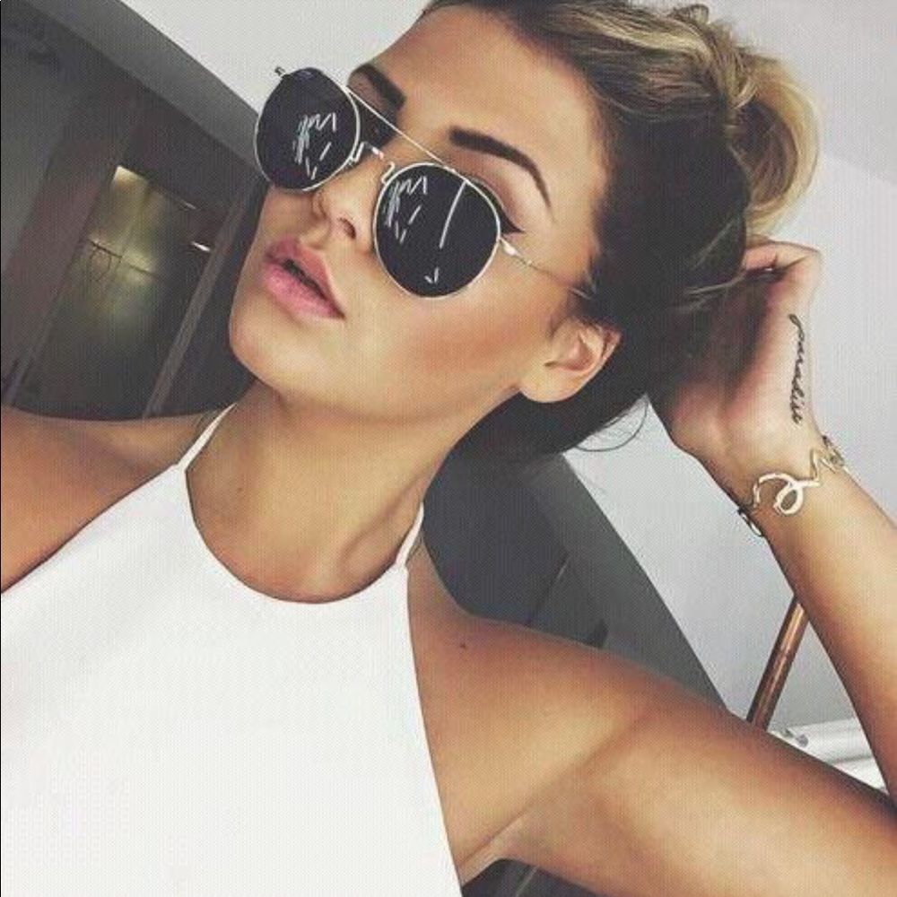 ⚠️LAST ONE❗️Brow Bar "Rebecca" Circle Sunglasses