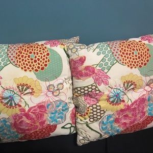 Pier 1 imports pillows