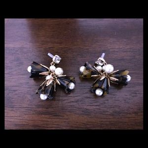 J.Crew Tortoise and Pearl Earrings J.Crew Tortoise and Pearl Earrings