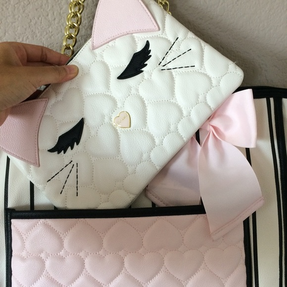 Betsey Johnson sleepy cat pouch tote - Picture 4 of 6