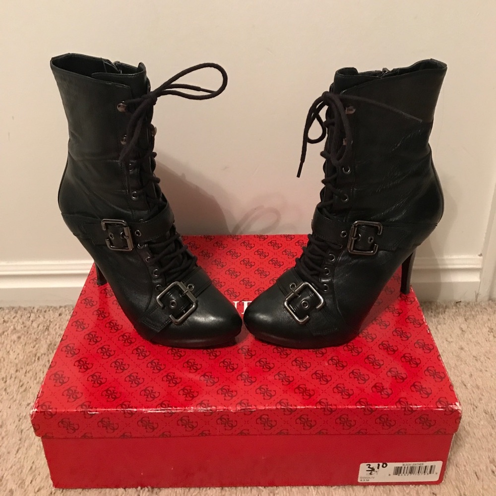 Guess Oliv B Lace Up genuine leather Boots