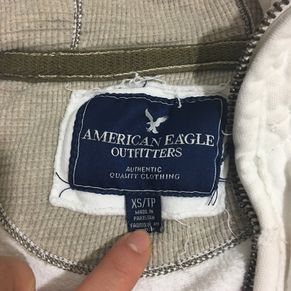 🙏🏼GIFTED🙏🏼 Eagle Vintage Style Tattered Hoodie - Picture 2 of 6