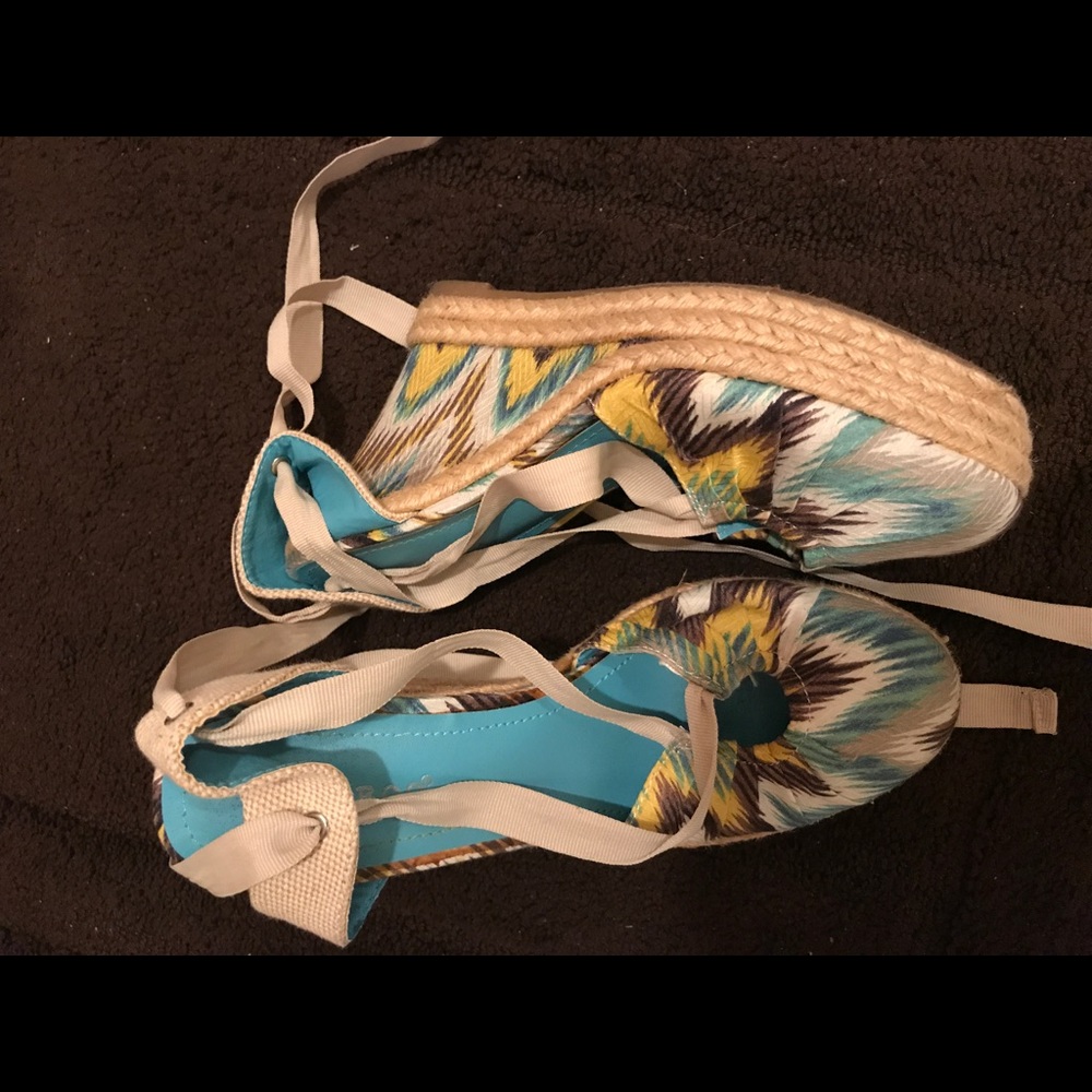 Multi colored Wedges