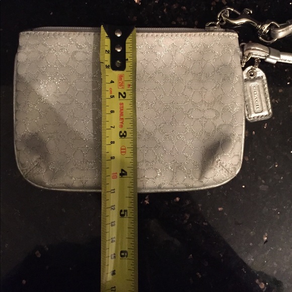 COACH Wristlet - Picture 6 of 6
