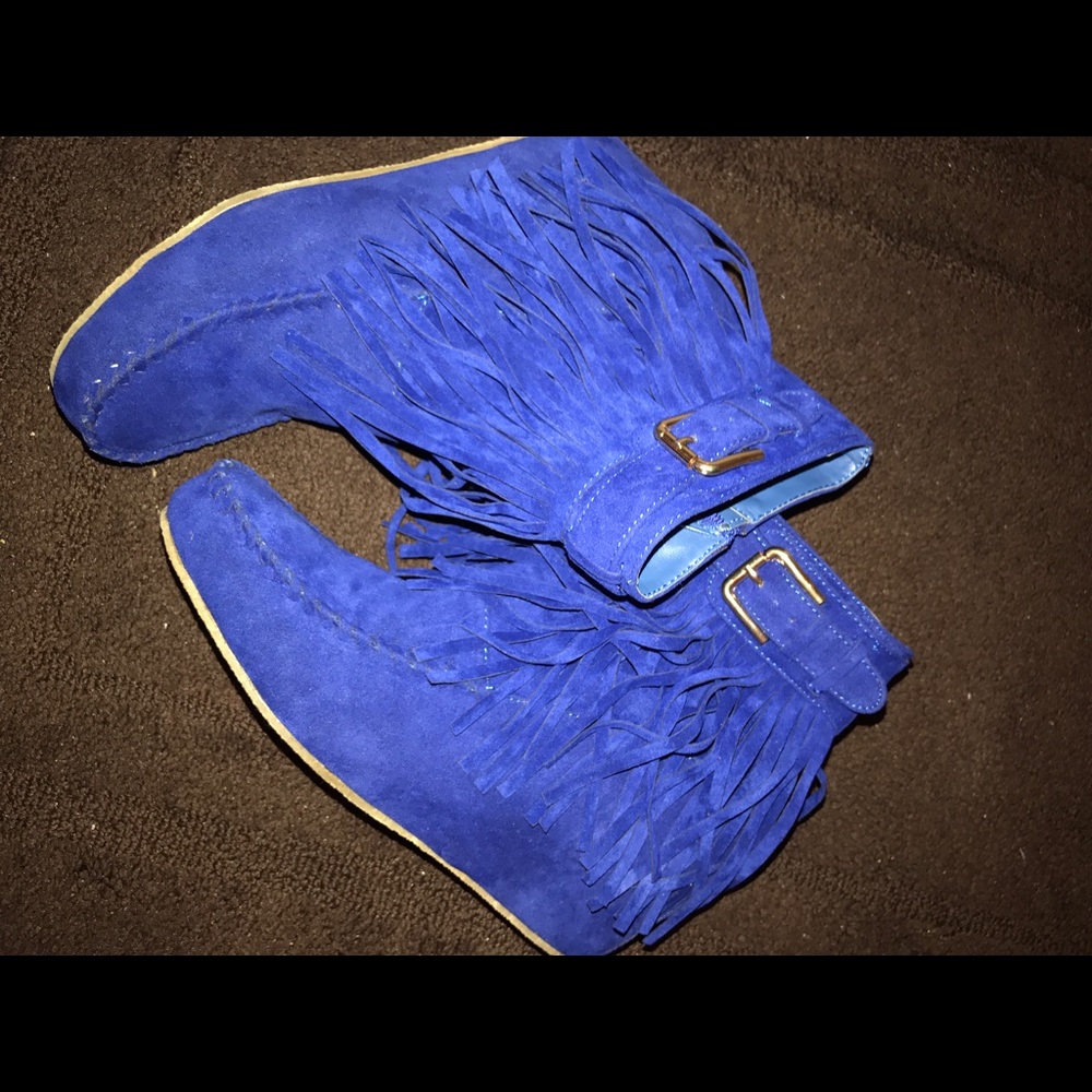 Fringed Moccasins
