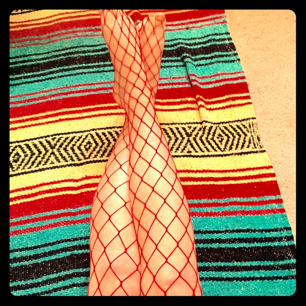 High Waisted Red Diamond Fish Net Stockings