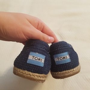 Women's Tom's Slip on shoes