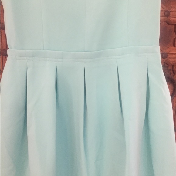 EXQUISITE DRESS - Picture 7 of 8