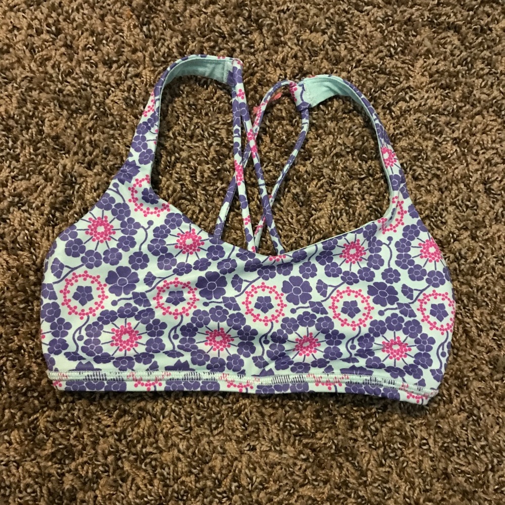 lululemon free to be bra