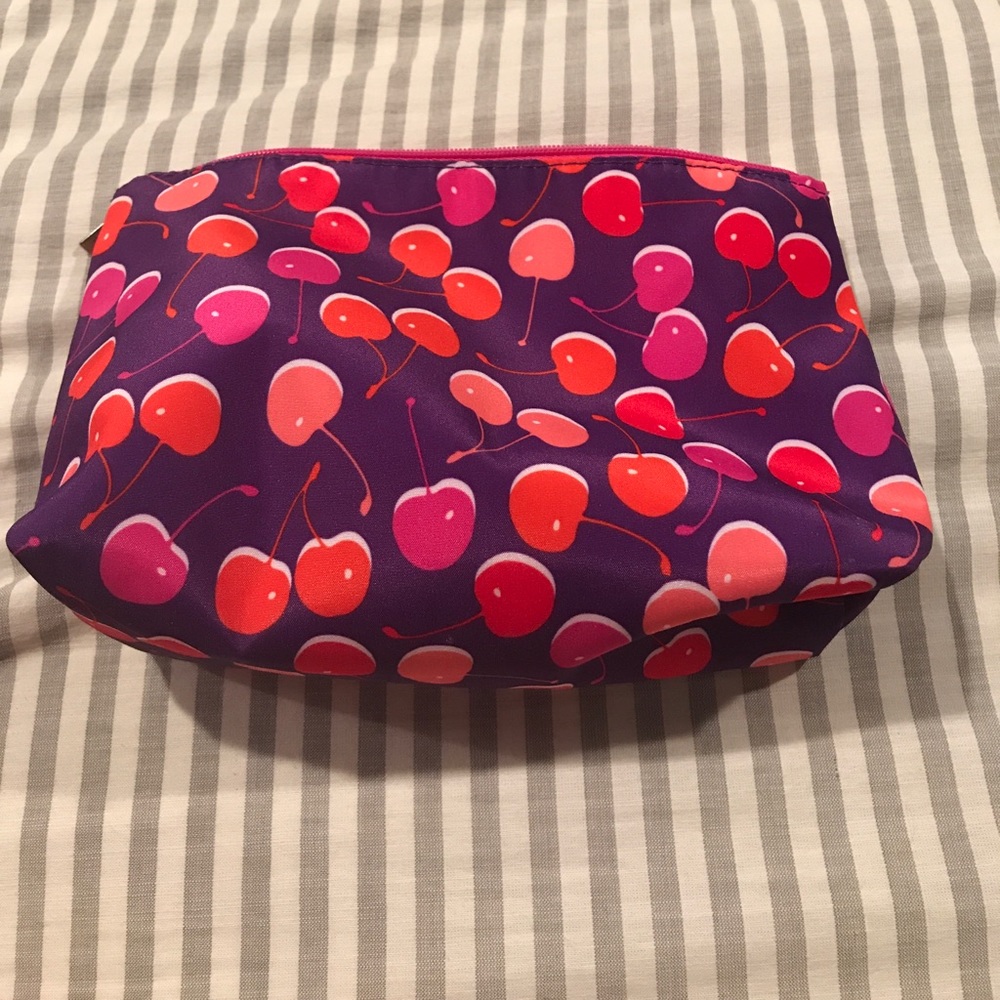 Clinique make up bag