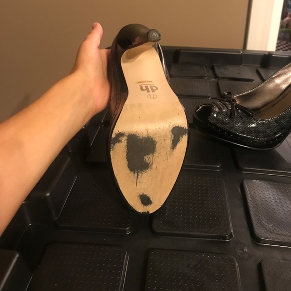 Heels - Picture 4 of 4