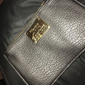 Juicy couture black pouch✨ NWT Juicy couture black pouch✨ NWT