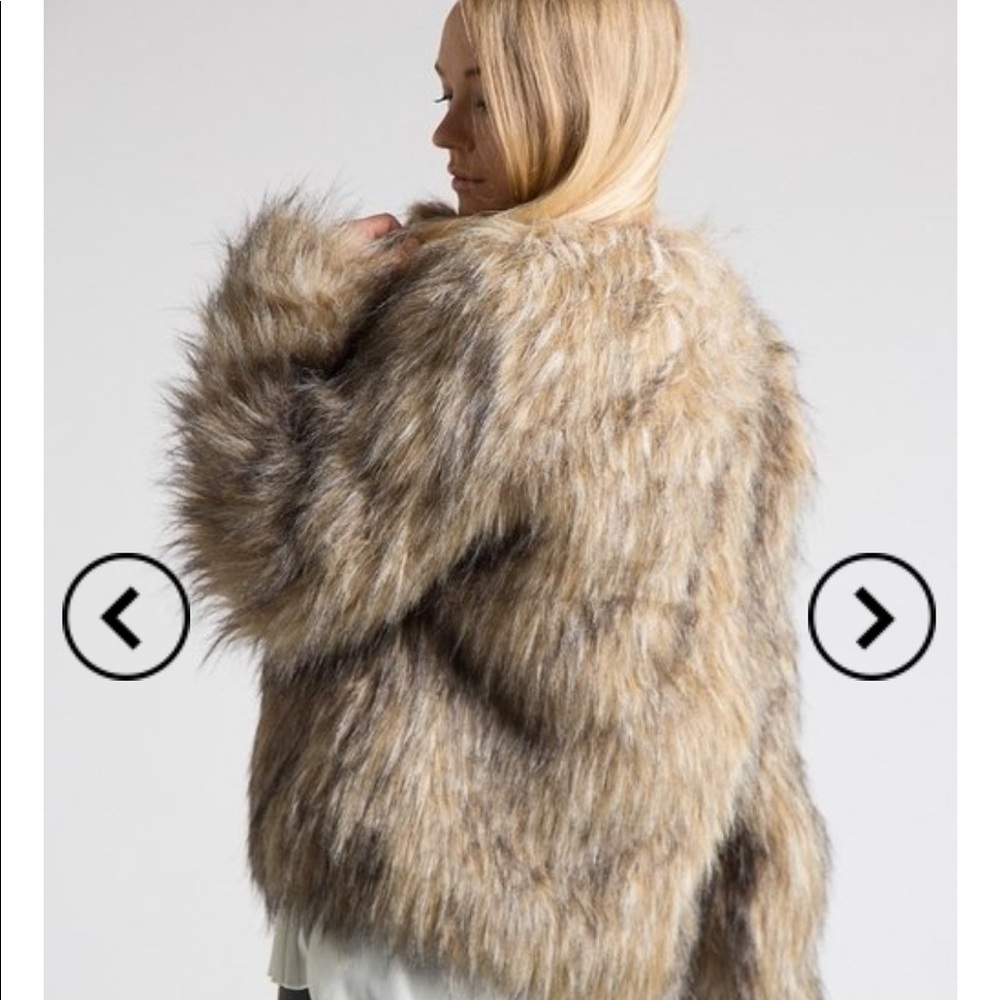 LAST ONE LARGE Faux Fur Coat- BROWN - Picture 6 of 7