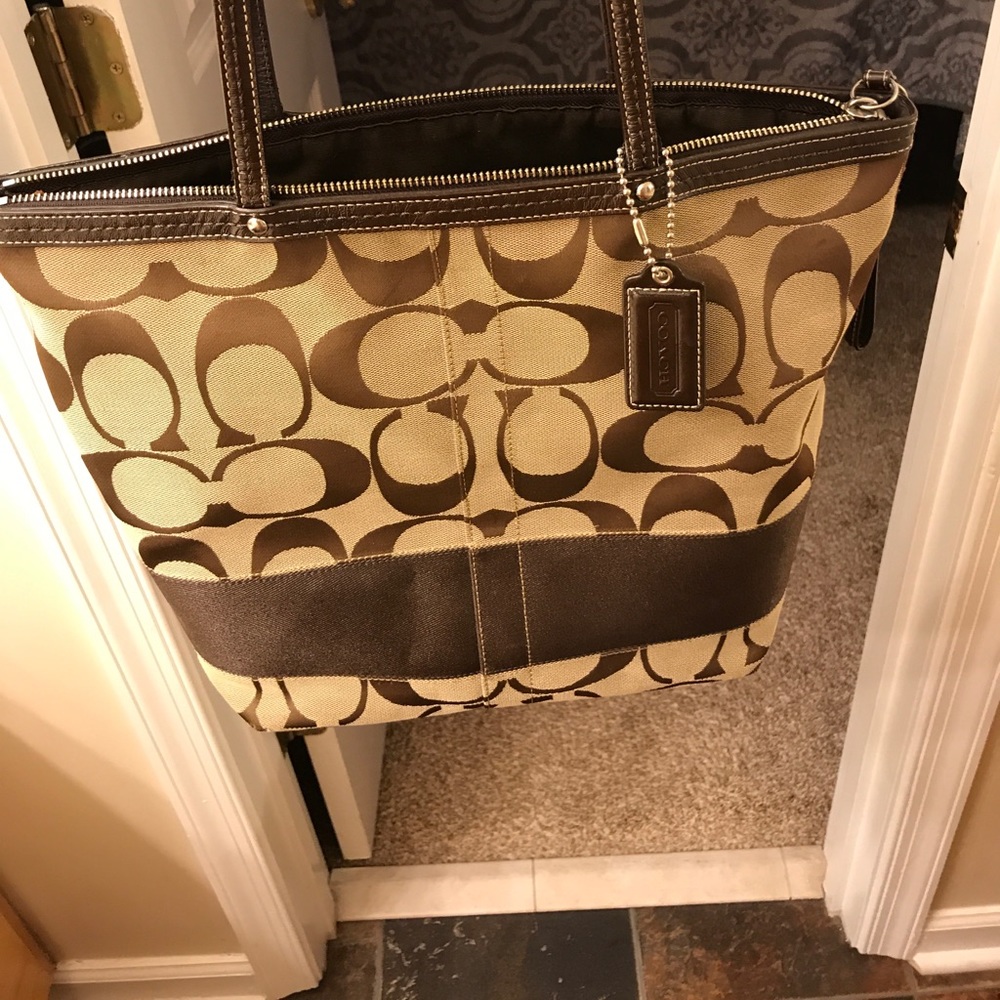 Coach purse