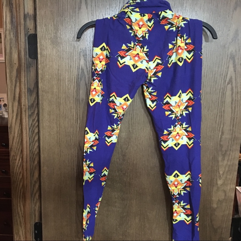 One size. Lularoe leggings