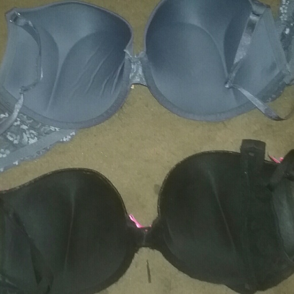 Bras - Picture 2 of 2