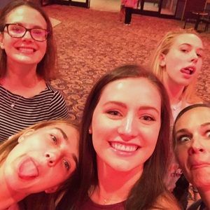 Meet your Posher, Jenna