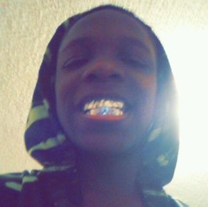 Meet your Posher, Devontae