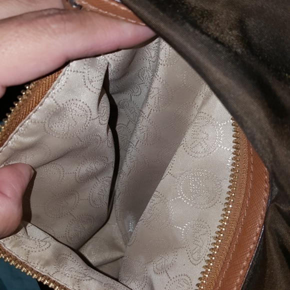 MK Purse - Picture 8 of 8