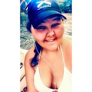 Meet your Posher, Leah