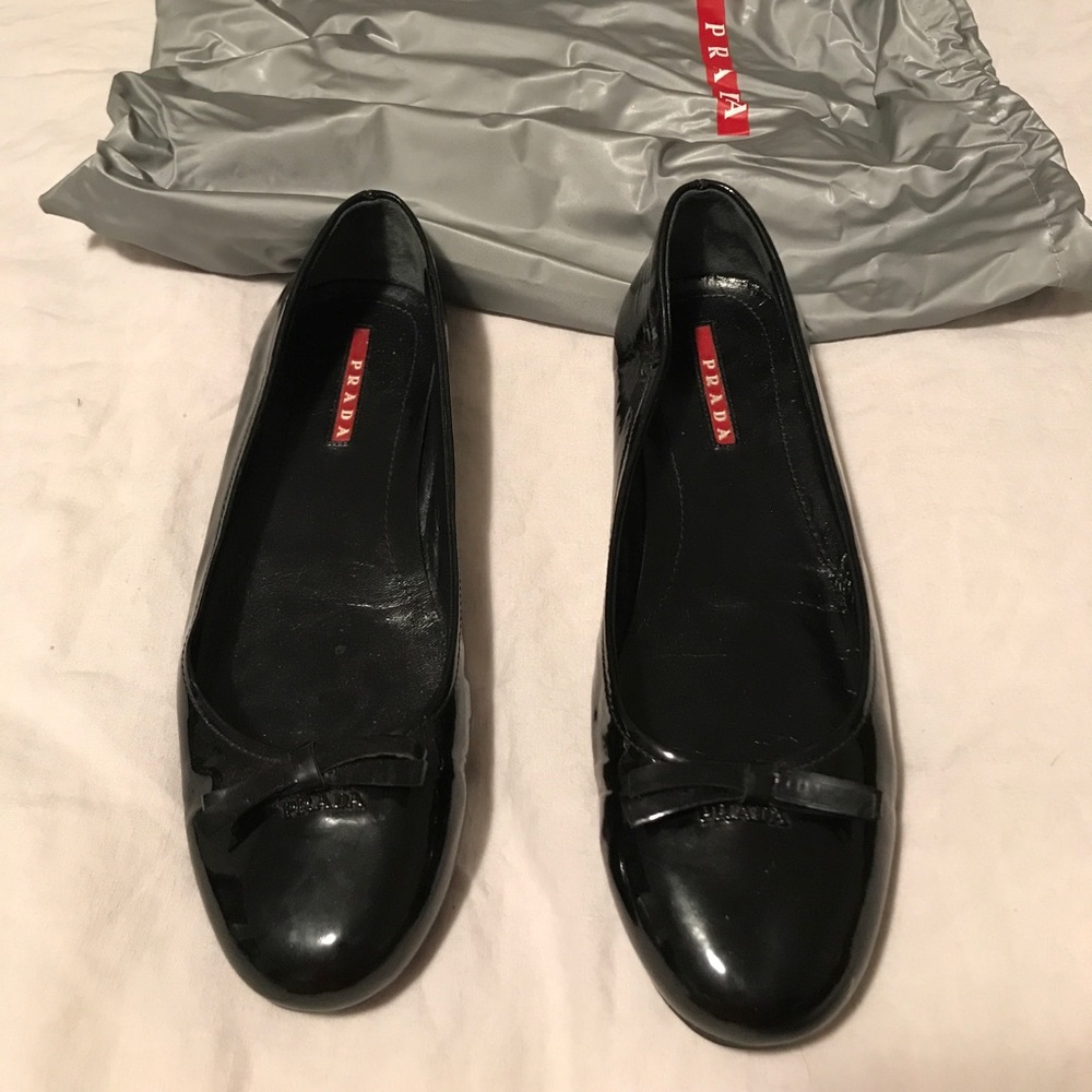Patent leather PRADA flats w dust bag