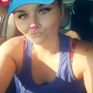 Meet your Posher, Cassie