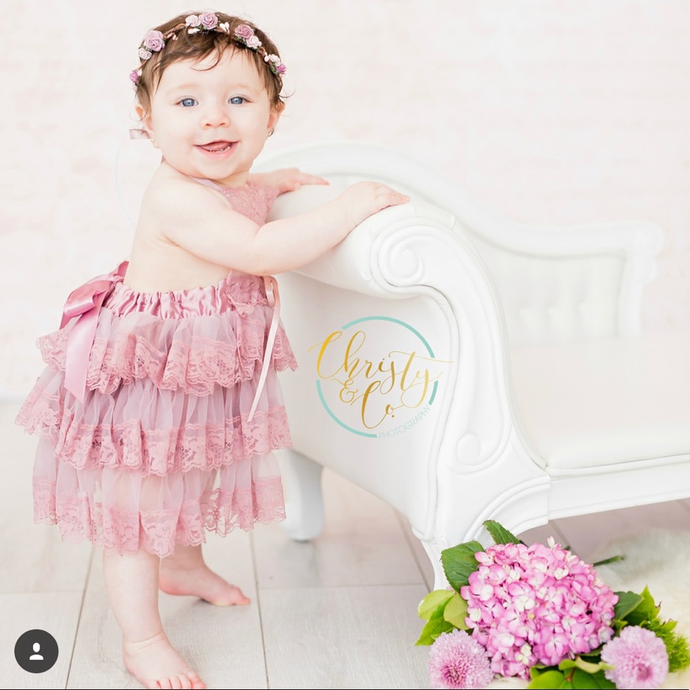 MAUVE VINTAGE PROP DRESS w. FLOWER HEAD BAND