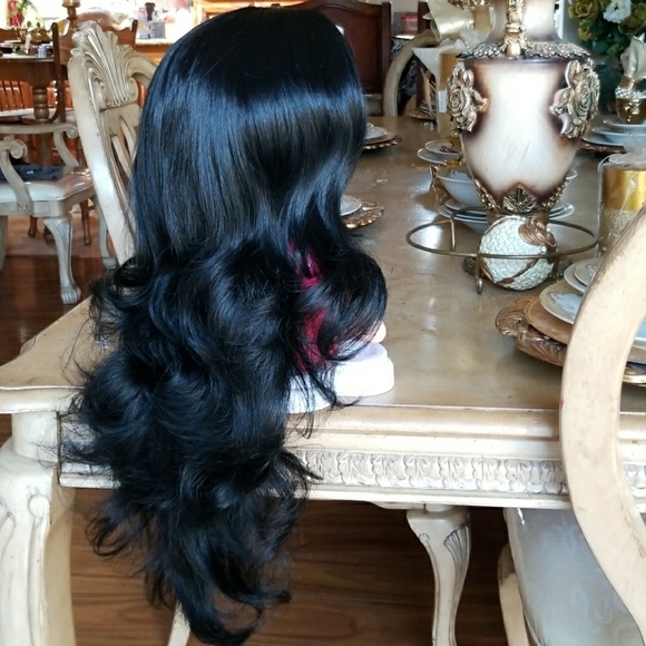 Black Layered Visage Beauty Wig main image 6