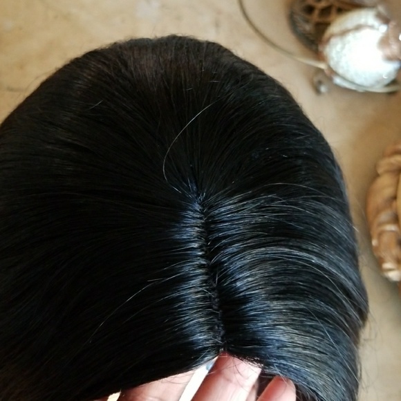 Black Layered Visage Beauty Wig main image 4