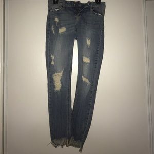 Comfy cut off jeans!!