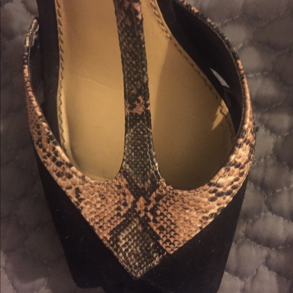 Gianni Bini 8.5 sexy heels!! - Picture 2 of 3