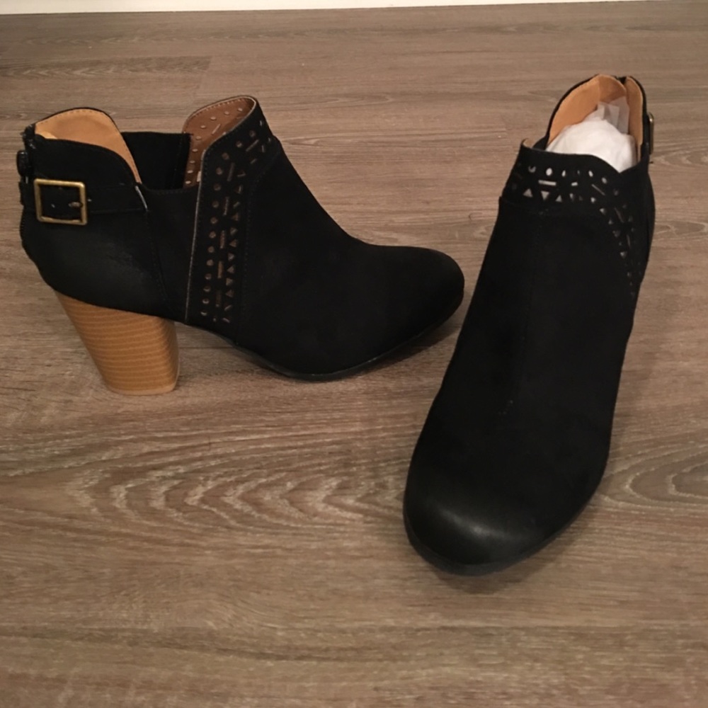 Black Distressed Ankle Bootie - Picture 8 of 8