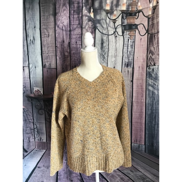 Liz Claiborne Sweater - Picture 3 of 9