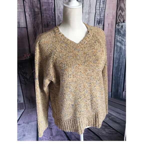 Liz Claiborne Sweater - Picture 6 of 9